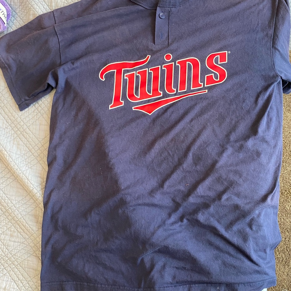 Twins Polo. Size XL.